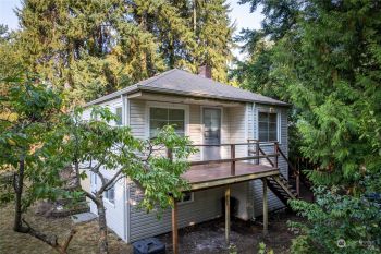 1333 N 152nd Street , Shoreline, WA 98133-6215