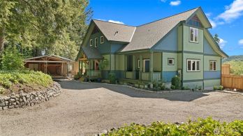 10539 N Madison Avenue NE, Bainbridge Island, WA 98110