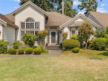 9218 Vancouver Drive NE, Lacey, WA 98516