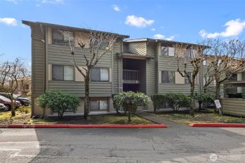 4814 S 187th Place #B302, SeaTac, WA 98188