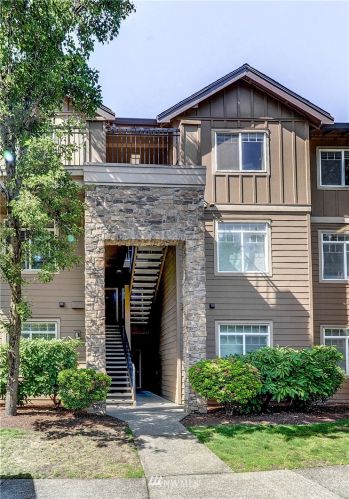 18930 Bothell Everett Hwy #A305, Bothell, WA 98012-5229
