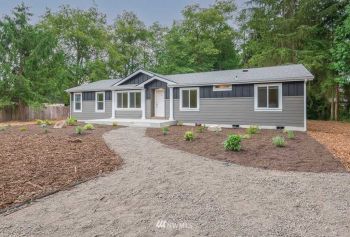 12495 NE Douglas Drive , Kingston, WA 98346