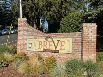 8025 234th Street SW #107, Edmonds, WA 98026