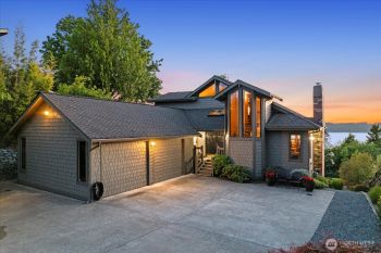 10300 64th Place W, Mukilteo, WA 98275