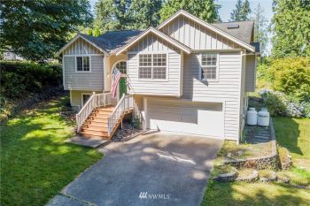 2465 Lakehurst Drive , Bremerton, WA 98312
