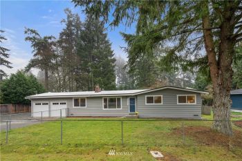 22001 Vine Rd , Brier, WA 98036