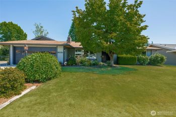 9031 60th Drive NE, Marysville, WA 98270