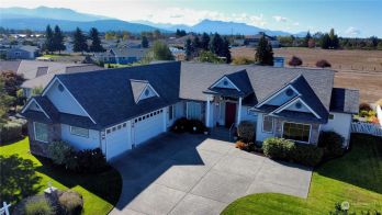1011 New Meadows Loop , Sequim, WA 98382-8199