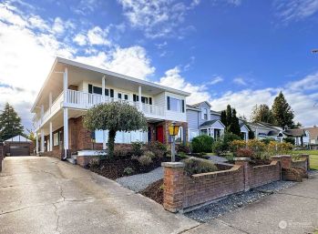 218 W 9th Street , Port Angeles, WA 98362