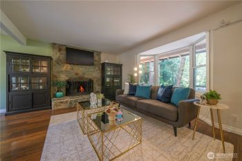 11518 167th Place NE, Redmond, WA 98052