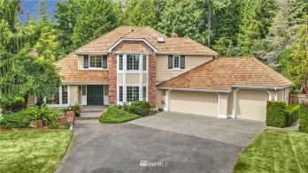 4007 230th Place SE, Sammamish, WA 98075