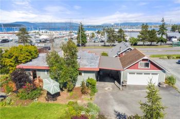 3204 R Avenue , Anacortes, WA 98221