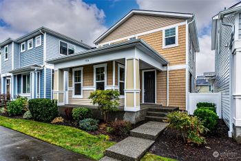 7526 Traditions Avenue NE, Lacey, WA 98516