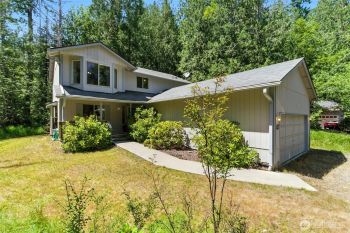 127 E Barnacle Boulevard , Shelton, WA 98584