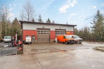 6300 NW Concrete Boulevard , Silverdale, WA 98383