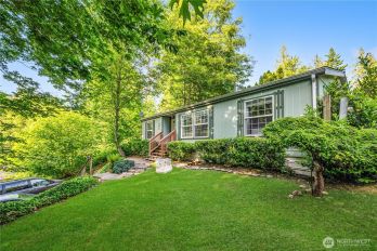 492 Hilltop Drive , Sedro Woolley, WA 98284
