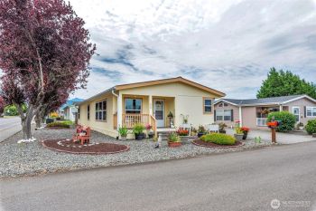 523 N 7th Avenue , Sequim, WA 98382