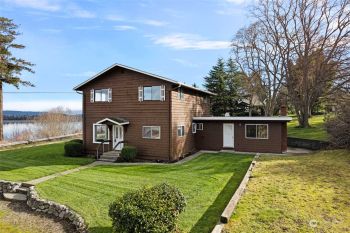 1621 Scenic Heights Road , Oak Harbor, WA 98277