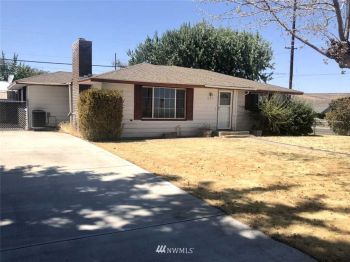 271 J Street NE, Ephrata, WA 98823