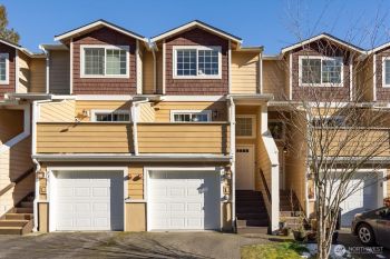 932 N 199th Street , Shoreline, WA 98133