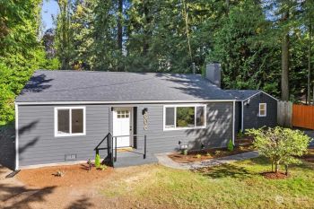 806 N 153rd Place , Shoreline, WA 98133