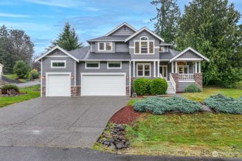 8205 213th Avenue SE, Snohomish, WA 98290