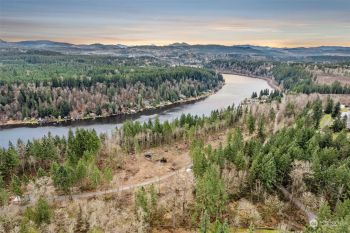 38707 116th Avenue Ct E, Eatonville, WA 98328