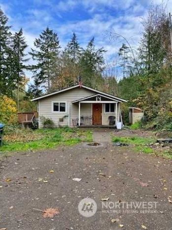 18720 Slough Lane SE, Yelm, WA 98597