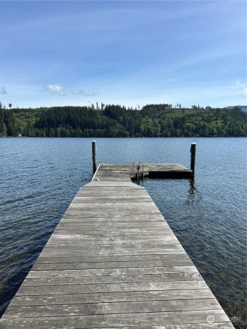 34527 S Shore Drive , Mount Vernon, WA 98274