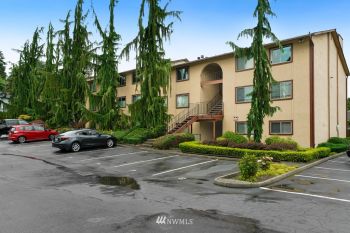 4904 81st Place SW #103, Mukilteo, WA 98275