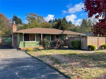711 5th Street , Steilacoom, WA 98388