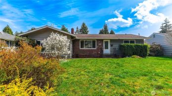 2125 N Highland Street , Tacoma, WA 98406