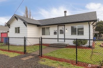 714 S 7th Avenue , Kelso, WA 98626