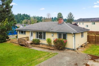 218 2nd Avenue SW, Pacific, WA 98047