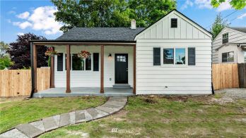 306 South Lane , Tacoma, WA 98404