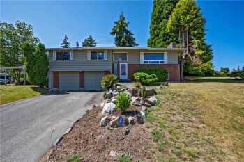 20207 Whitman Avenue N, Shoreline, WA 98133