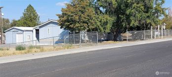438 E Main Avenue , Soap Lake, WA 98851