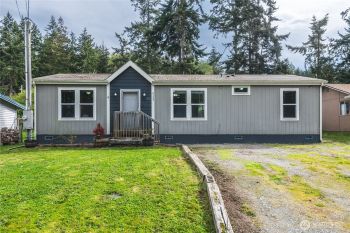 4384 Northgate Dr , Oak Harbor, WA 98277