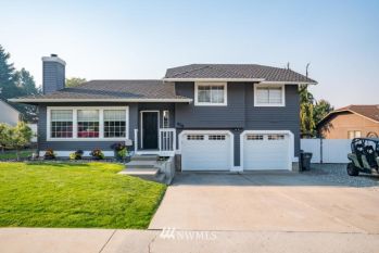 828 12th Street NE, East Wenatchee, WA 98802