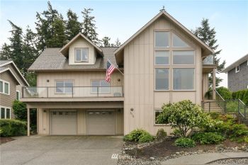 3719 W 12th Street , Anacortes, WA 98221