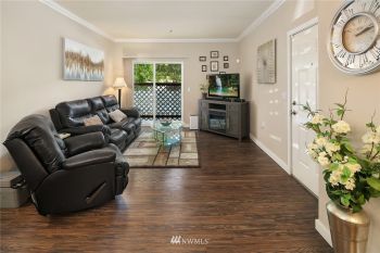 801 Rainier Avenue N #B306, Renton, WA 98057