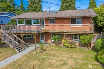 1137 N James Street , Tacoma, WA 98406