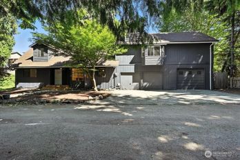 15230 44th Avenue W, Lynnwood, WA 98087-6120