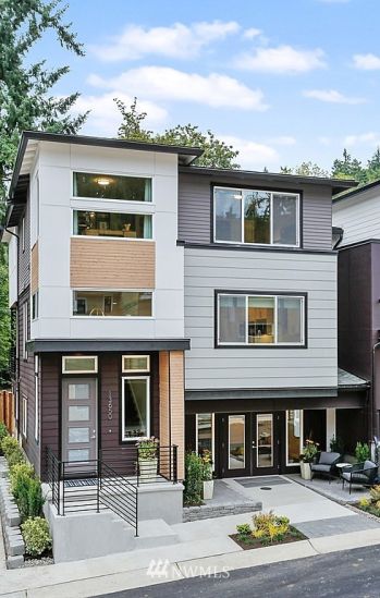 13650 SE 83rd Court , Newcastle, WA 98059