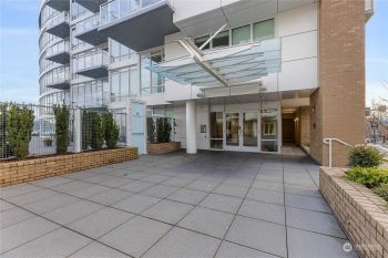 320 Washington Avenue #605, Bremerton, WA 98337-1893