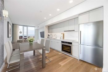 450 S Main Street #711, Seattle, WA 98104