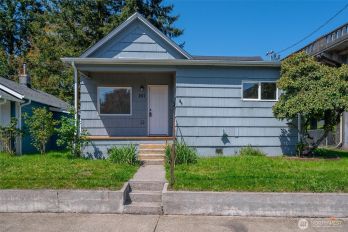 205 NW 2nd Avenue , Kelso, WA 98626