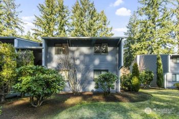 9721 Bristonwood Drive W #11-D, University Place, WA 98467