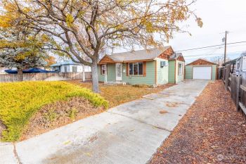 84 D Street NE, Ephrata, WA 98823