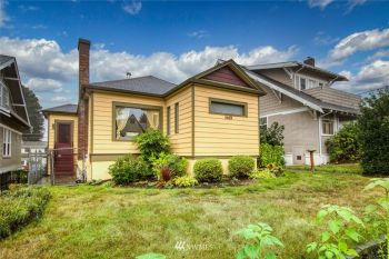 1427 Burwell Street , Bremerton, WA 98337